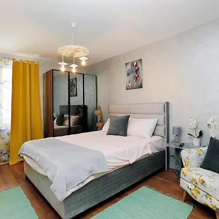 アパート Nicole's Sunny Home2host
